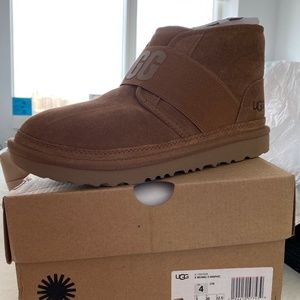 BRAND NEW UGG K NEUMEL II GRAPHIC